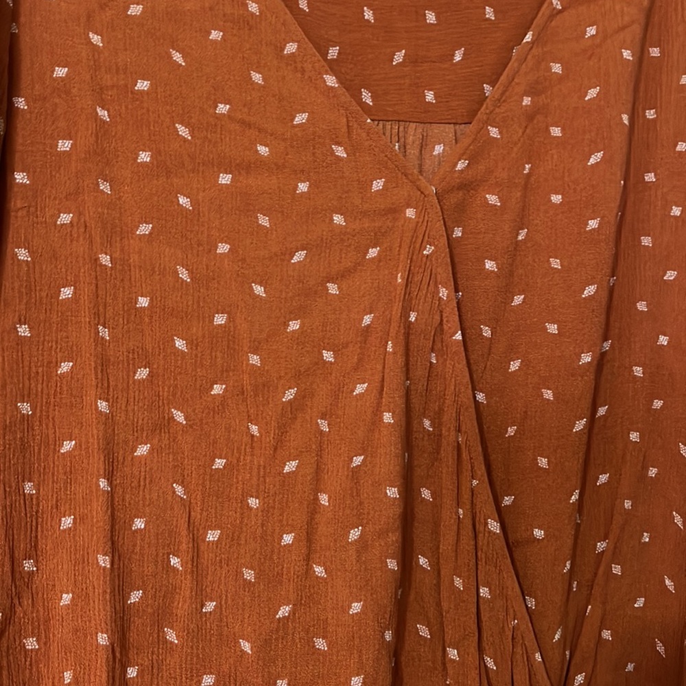 Target wrap top - Picture 2 of 3